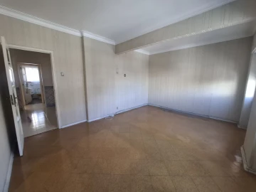 Apartamento T2 para Venda em Venteira