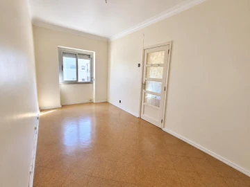 Apartamento T2 para Venda em Venteira