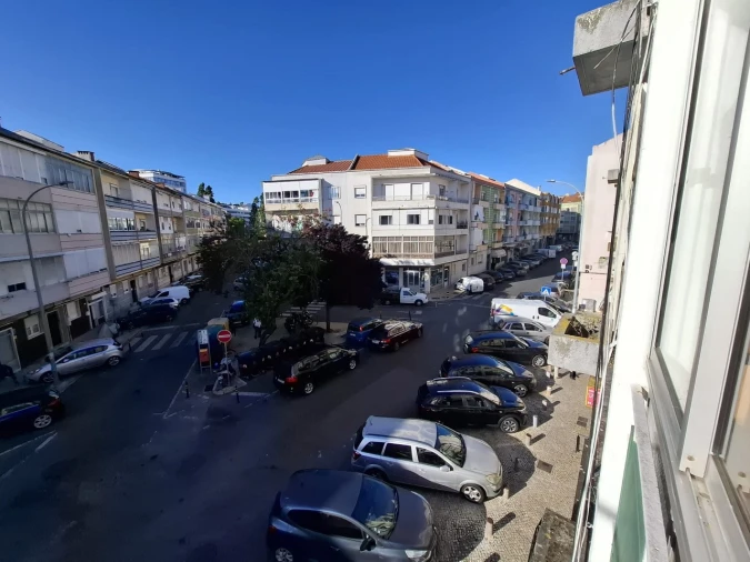 Apartamento T2 para Venda em Venteira Foto 15