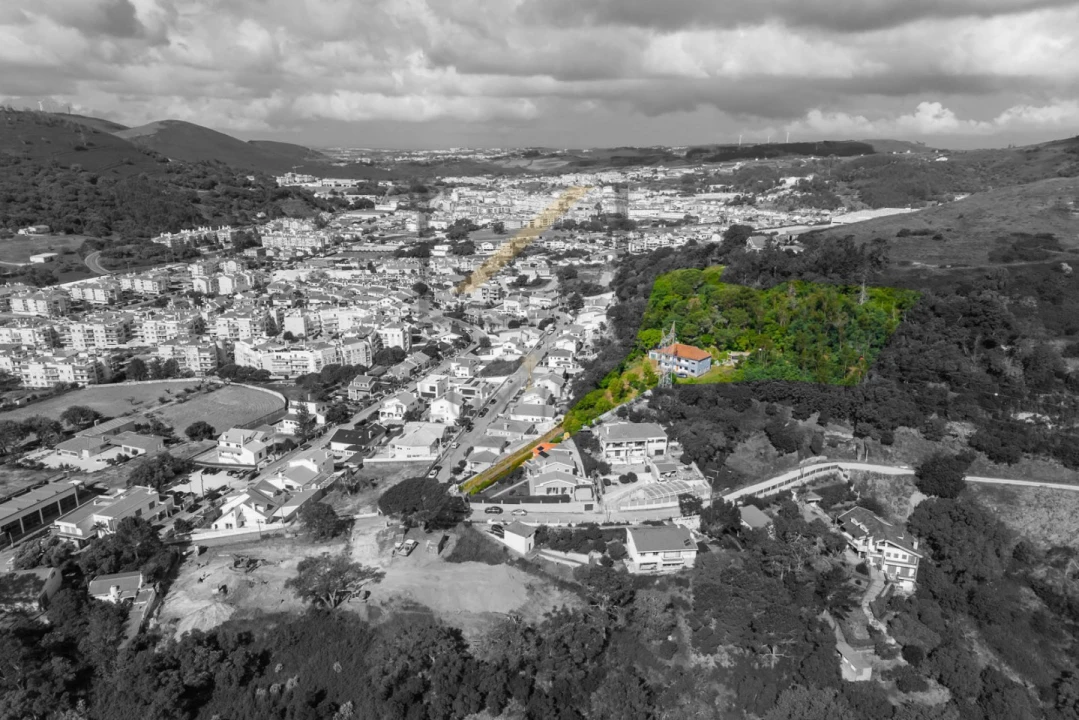 Moradia T6 para Venda em Venda do Pinheiro e Santo Estêvão das Galés Foto 6
