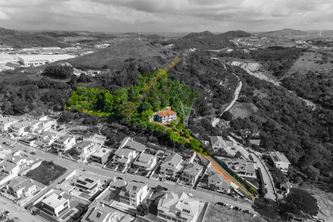 Moradia T6 para Venda em Venda do Pinheiro e Santo Estêvão das Galés Foto 2