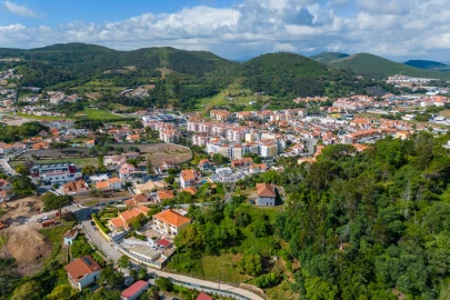 Moradia T6 para Venda em Venda do Pinheiro e Santo Estêvão das Galés