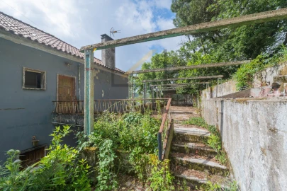 Moradia T6 para Venda em Venda do Pinheiro e Santo Estêvão das Galés