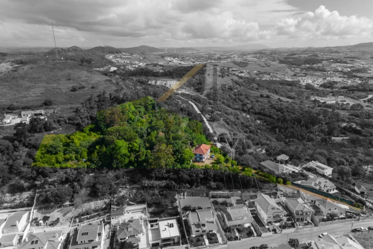 Moradia T6 para Venda em Venda do Pinheiro e Santo Estêvão das Galés Foto 14