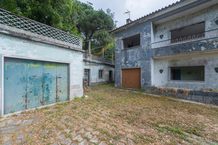 Moradia T6 para Venda em Venda do Pinheiro e Santo Estêvão das Galés Foto 23