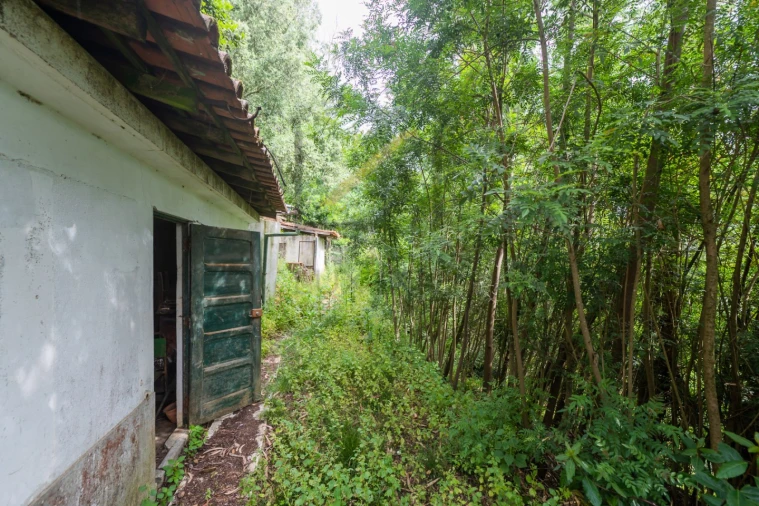 Moradia T6 para Venda em Venda do Pinheiro e Santo Estêvão das Galés Foto 38