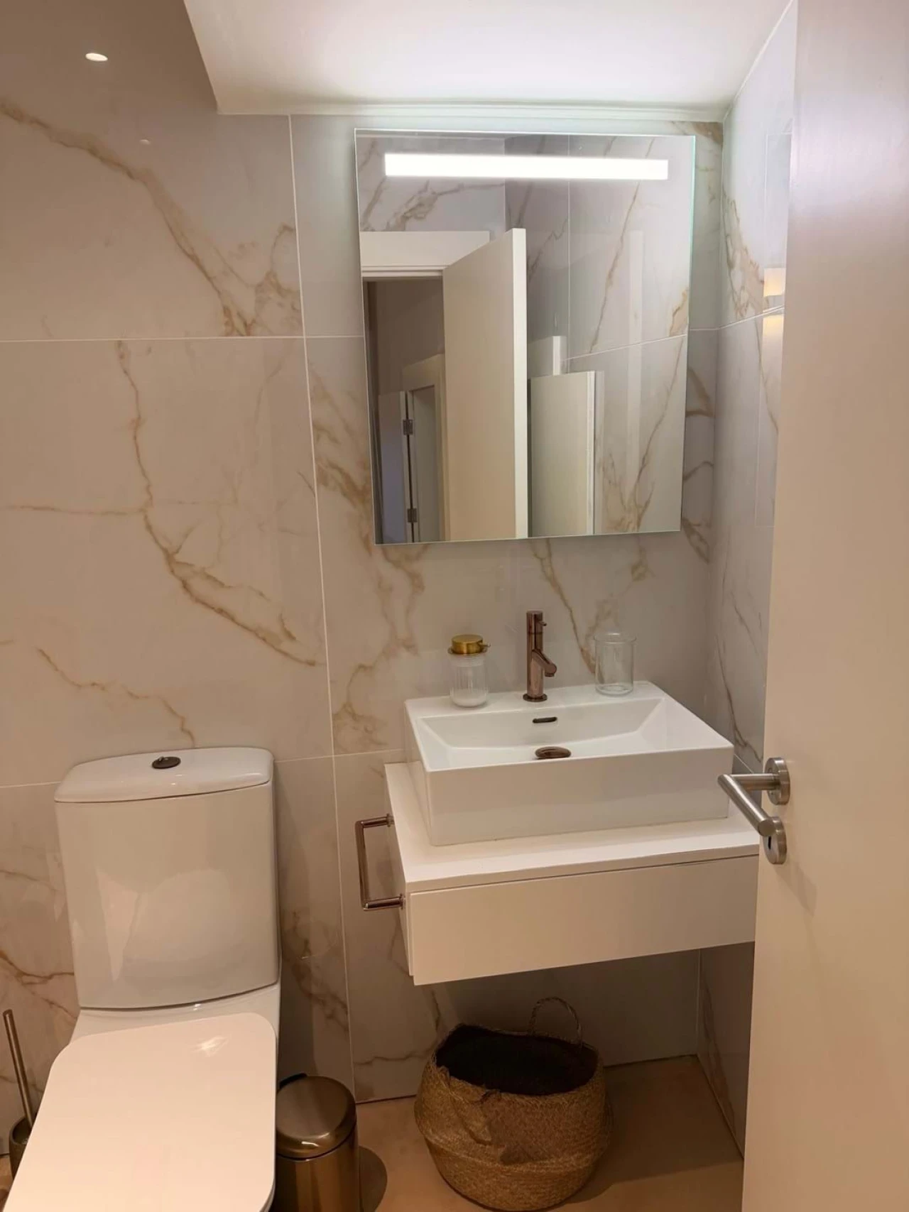 Apartamento T1 para Venda em Cedofeita, Santo Ildefonso, Sé, Miragaia, São Nicolau e Vitória Foto 8