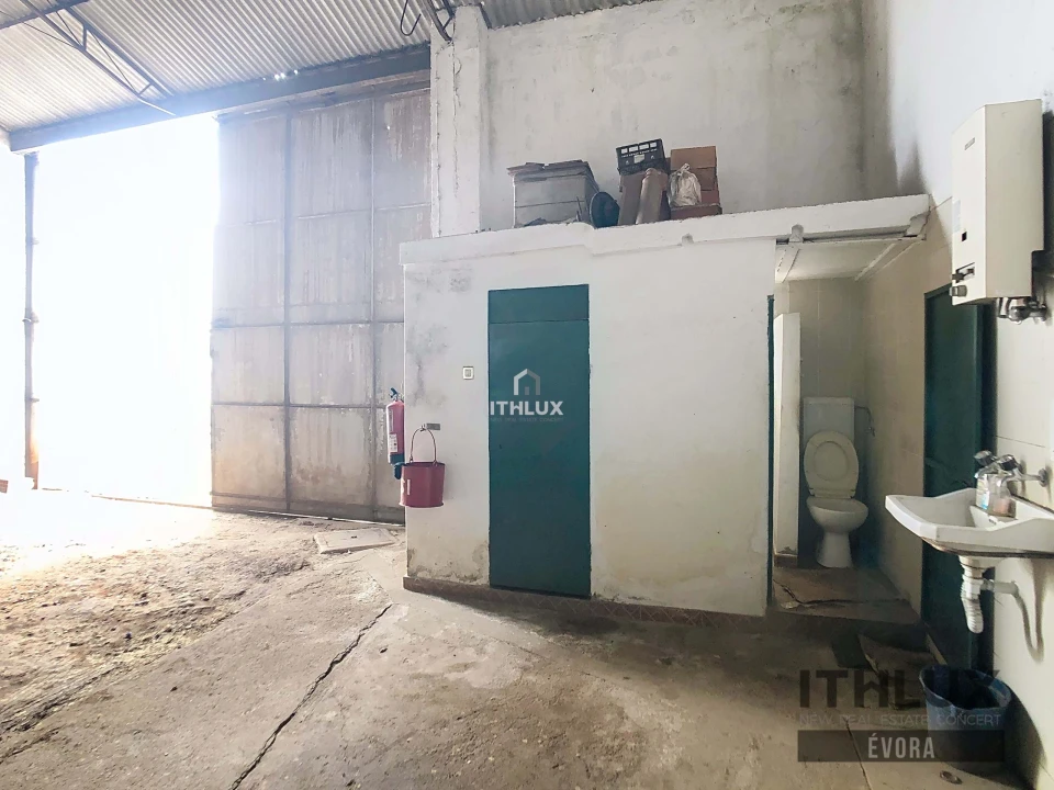 Armazém para Venda em Montoito Foto 5