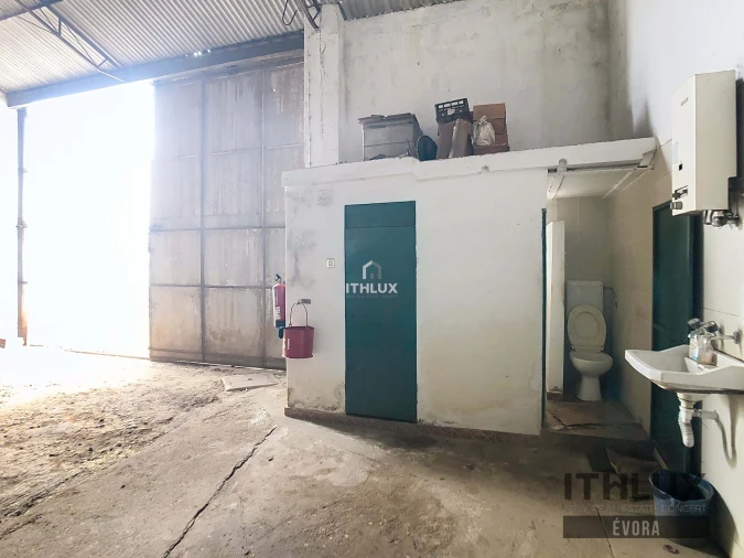 Armazém para Venda em Montoito Foto 5