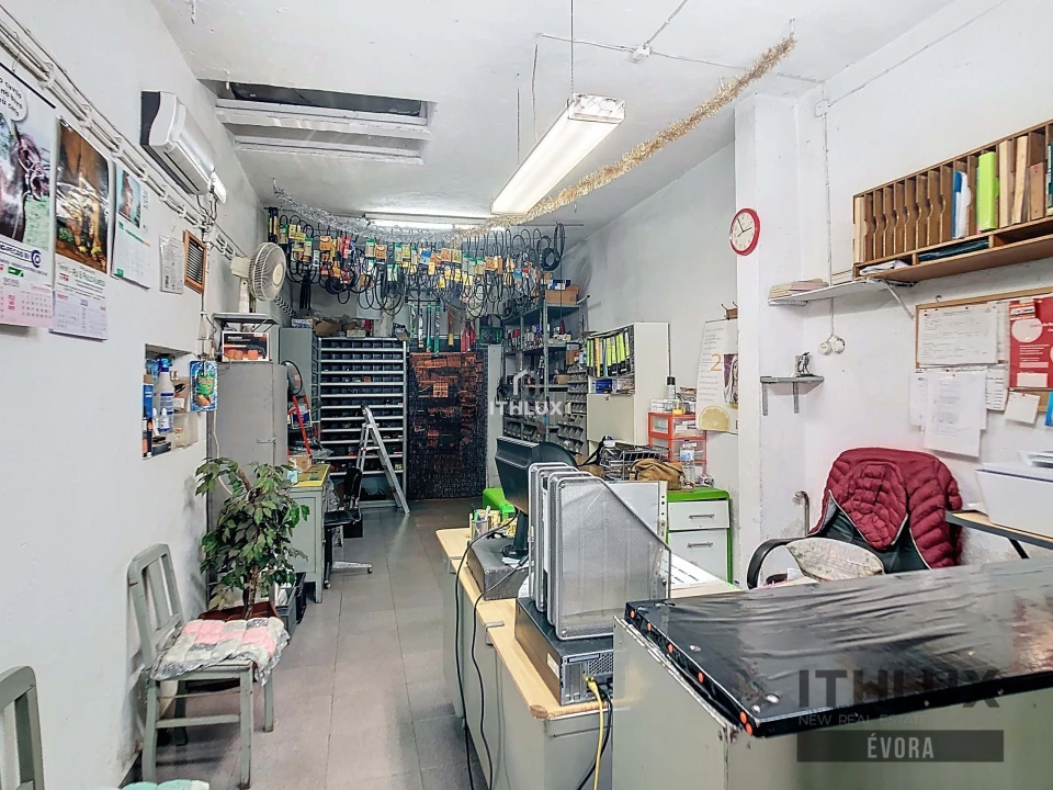 Armazém para Venda em Montoito Foto 7