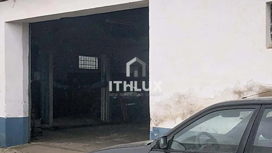 Armazém para Venda em Montoito