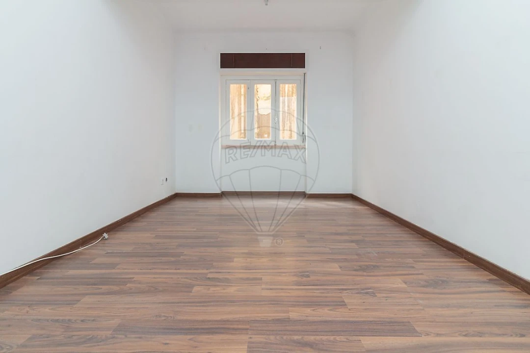 Apartamento T3 para Arrendamento em Vila Franca de Xira Foto 13