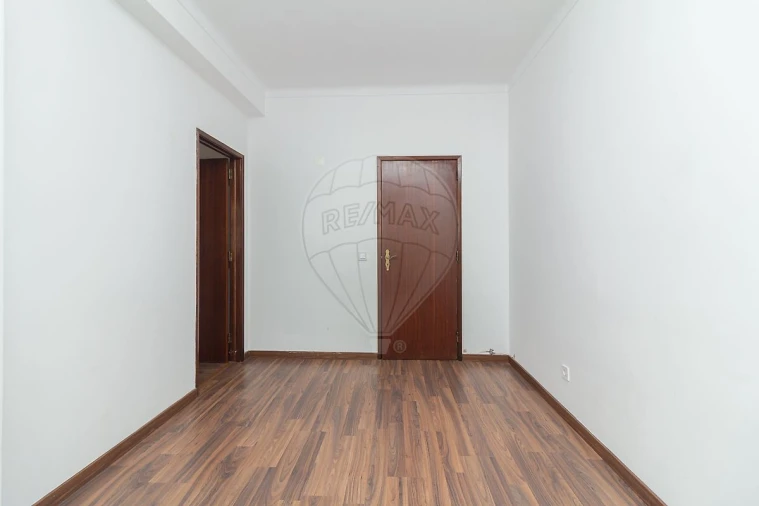 Apartamento T3 para Arrendamento em Vila Franca de Xira Foto 7