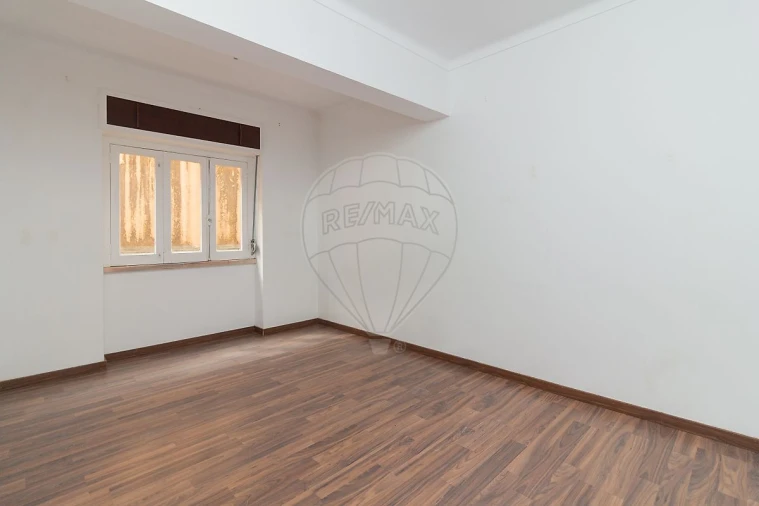 Apartamento T3 para Arrendamento em Vila Franca de Xira Foto 14