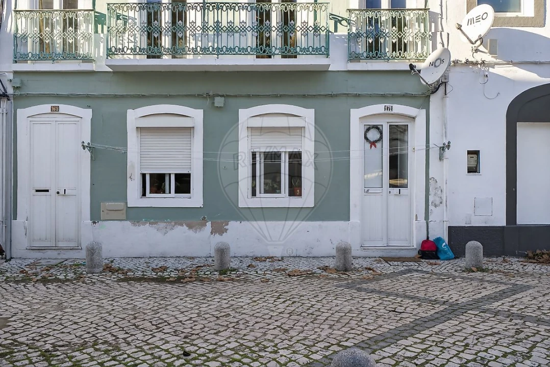 Apartamento T1 para Venda em Barreiro e Lavradio Foto 4