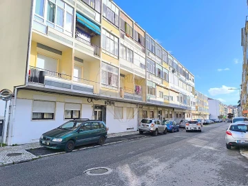 Apartamento T2 para Venda em Algueirão-Mem Martins
