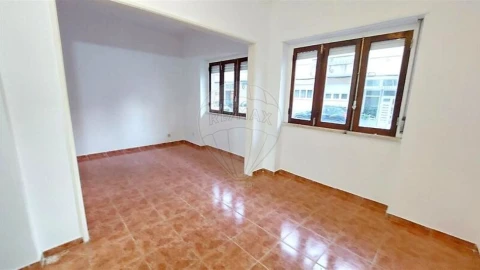 Apartamento T2 para Venda em Algueirão-Mem Martins