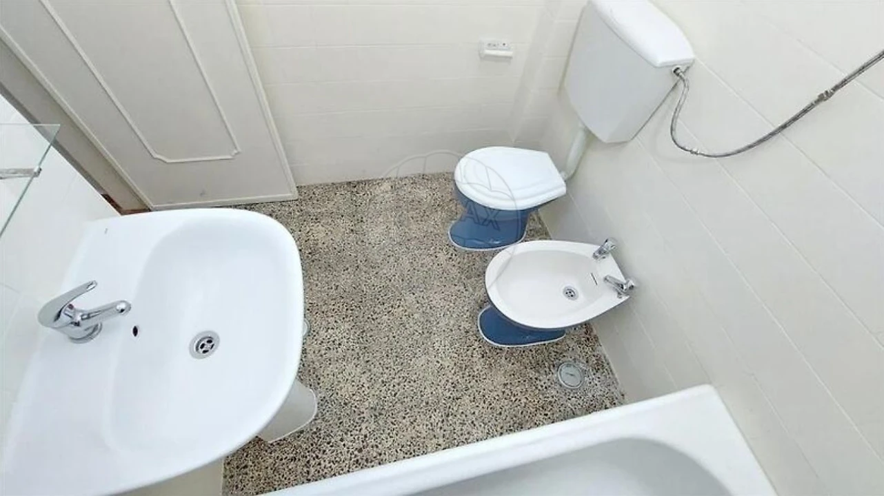 Apartamento T2 para Venda em Algueirão-Mem Martins Foto 15