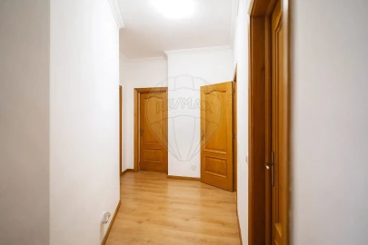 Apartamento T4 para Venda em Marvila, Ribeira Santarém, São Salvador, São Nicolau