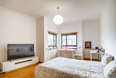 Apartamento T4 para Venda em Marvila, Ribeira Santarém, São Salvador, São Nicolau