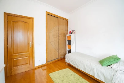 Apartamento T4 para Venda em Marvila, Ribeira Santarém, São Salvador, São Nicolau