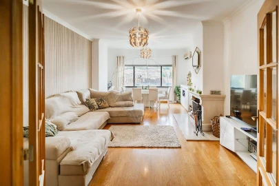 Apartamento T4 para Venda em Marvila, Ribeira Santarém, São Salvador, São Nicolau