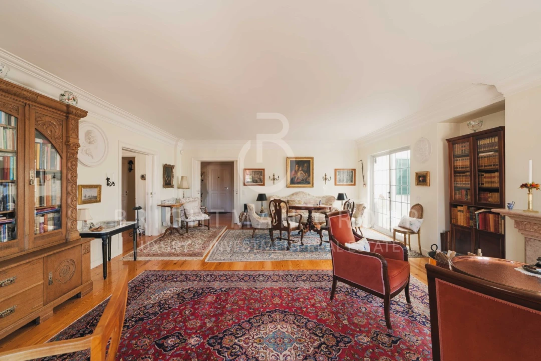 Apartamento T6 para Venda em Cascais e Estoril Foto 3