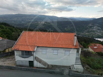 Moradia T4 para Venda em Salvador e Santo Aleixo de Além-Tâmega