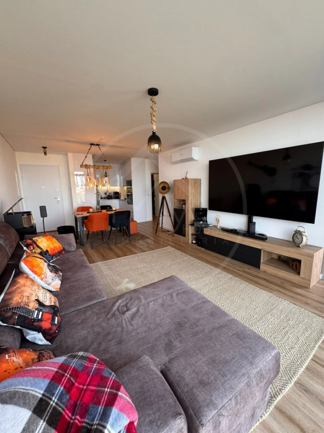 Apartamento T2 para Venda em Estreito de Camara de Lobos Foto 8