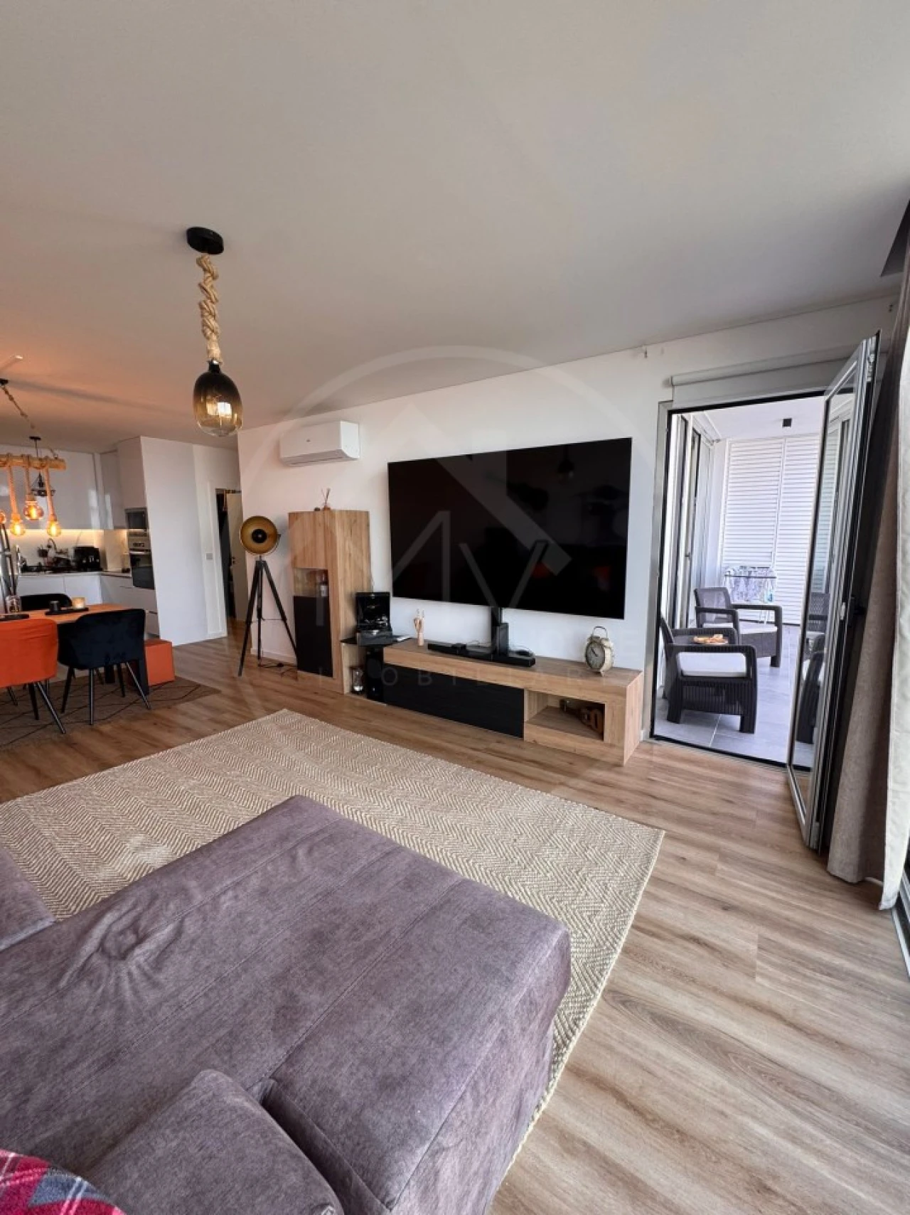 Apartamento T2 para Venda em Estreito de Camara de Lobos Foto 9