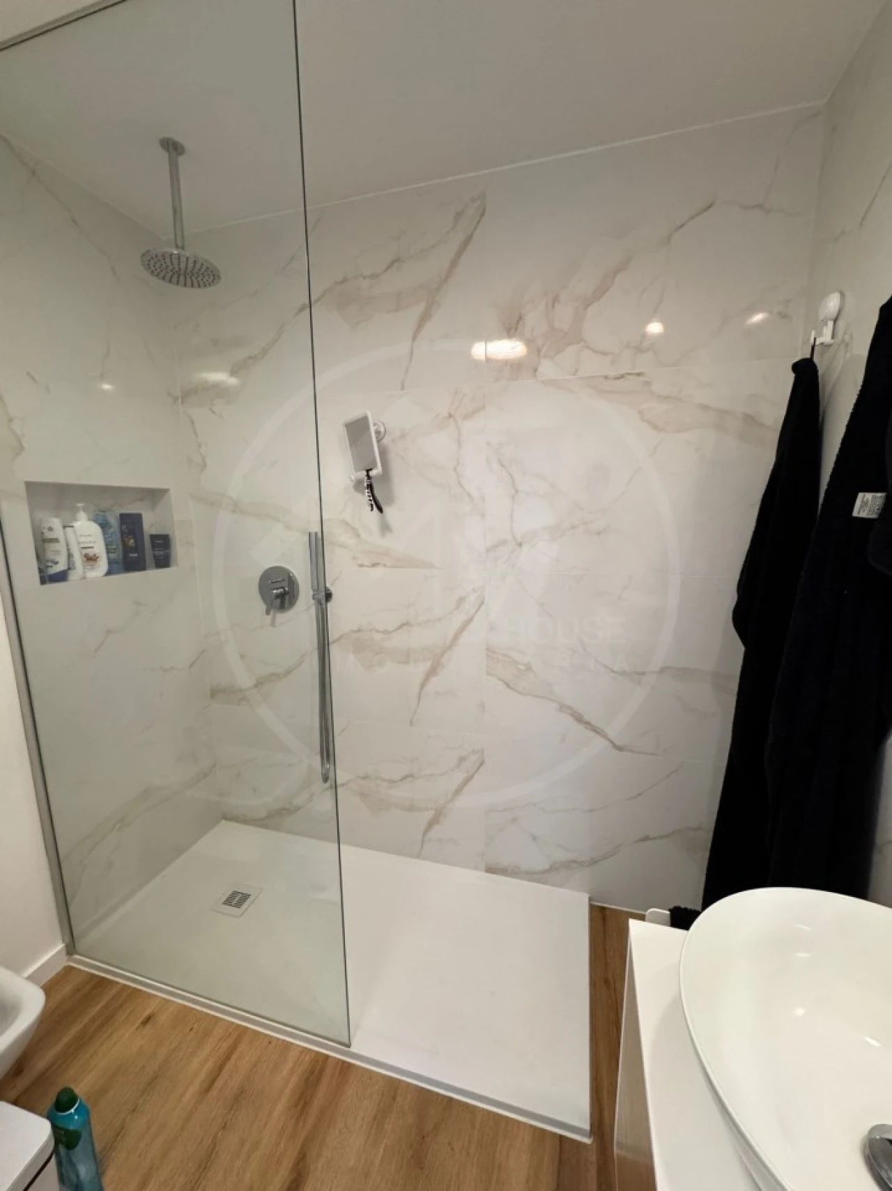 Apartamento T2 para Venda em Estreito de Camara de Lobos Foto 16