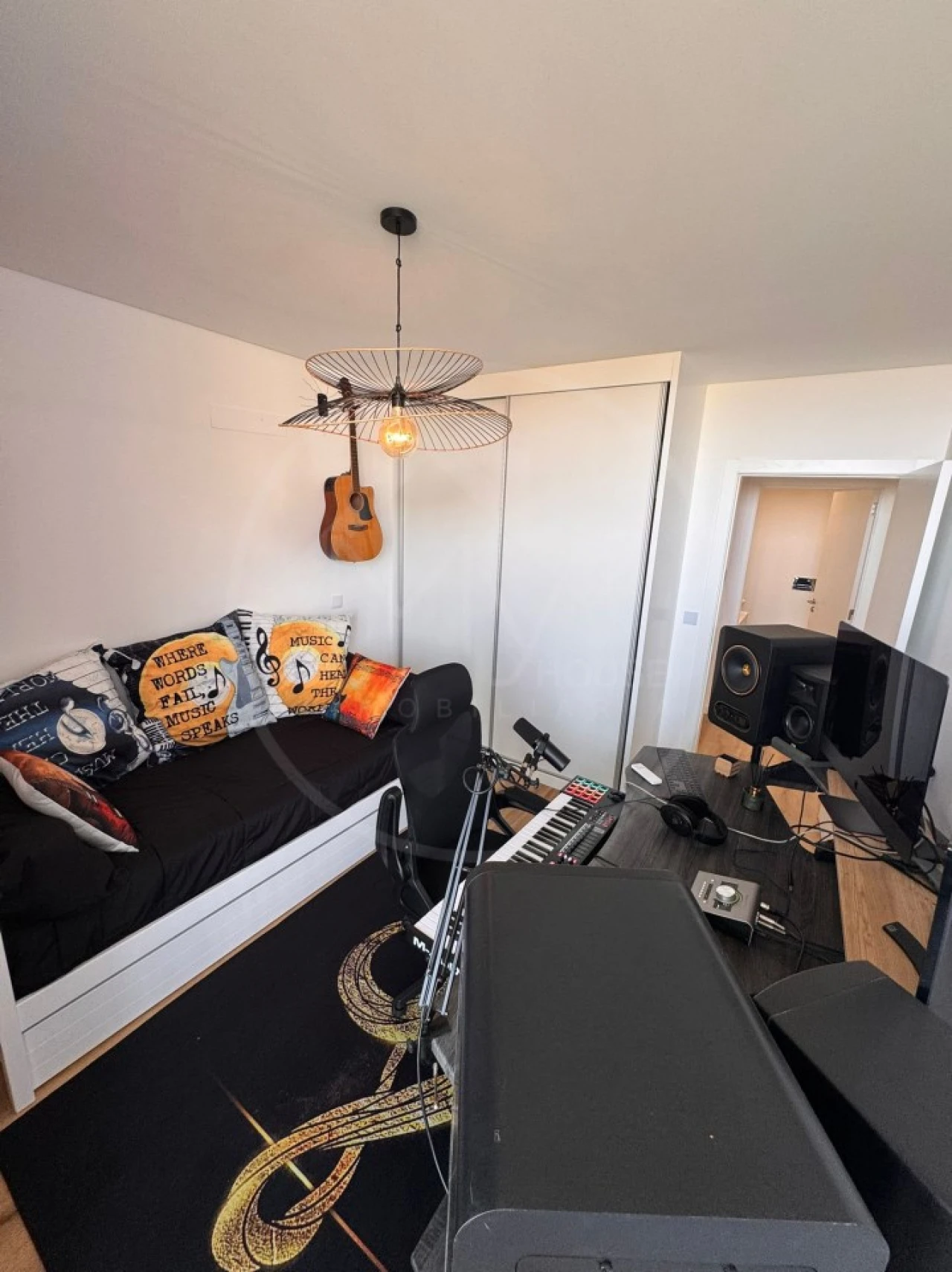 Apartamento T2 para Venda em Estreito de Camara de Lobos Foto 23