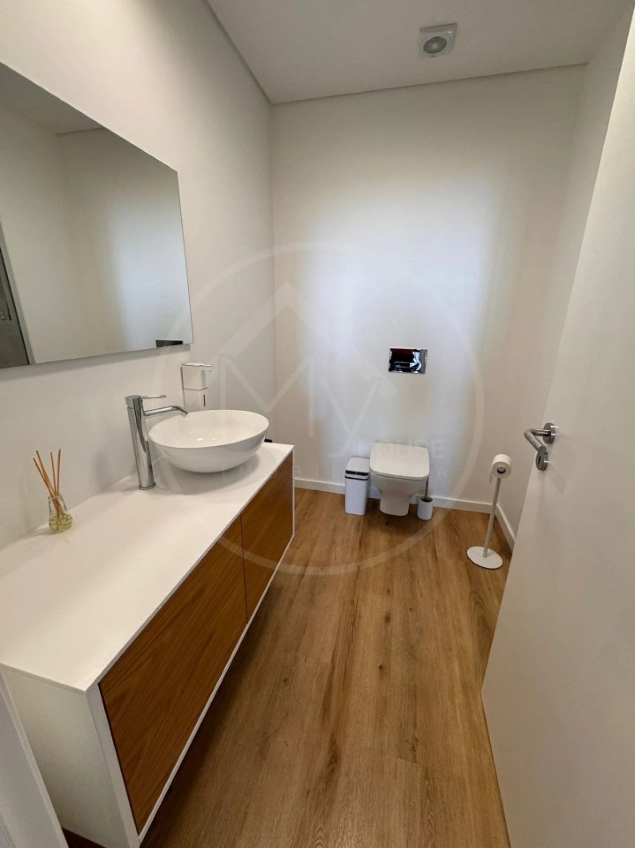 Apartamento T2 para Venda em Estreito de Camara de Lobos Foto 26