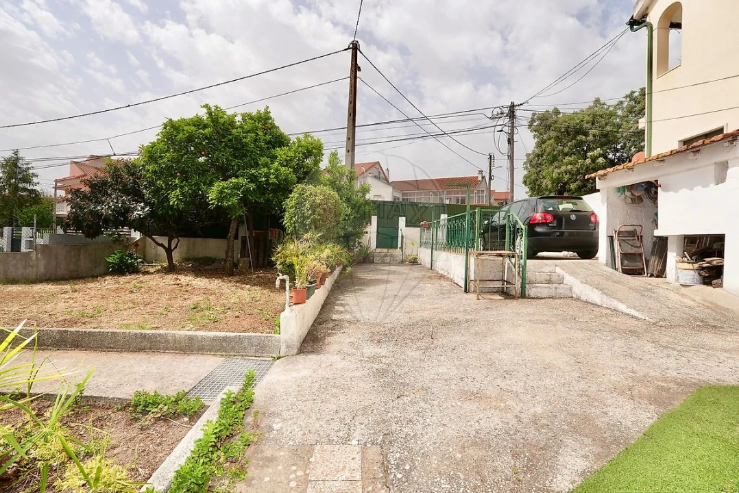 Moradia T2 para Venda em Santa Iria de Azoia, São João da Talha e Bobadela Foto 23