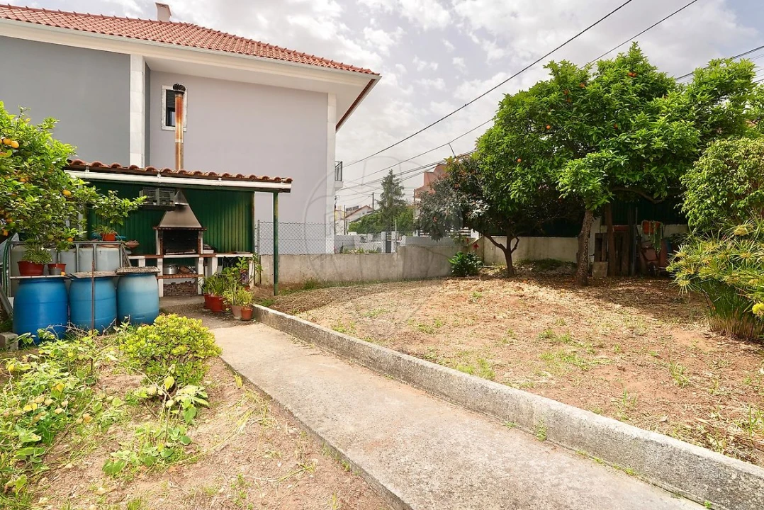 Moradia T2 para Venda em Santa Iria de Azoia, São João da Talha e Bobadela Foto 21