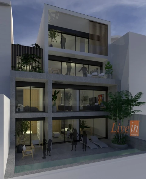 Moradia T9 para Venda em Loures