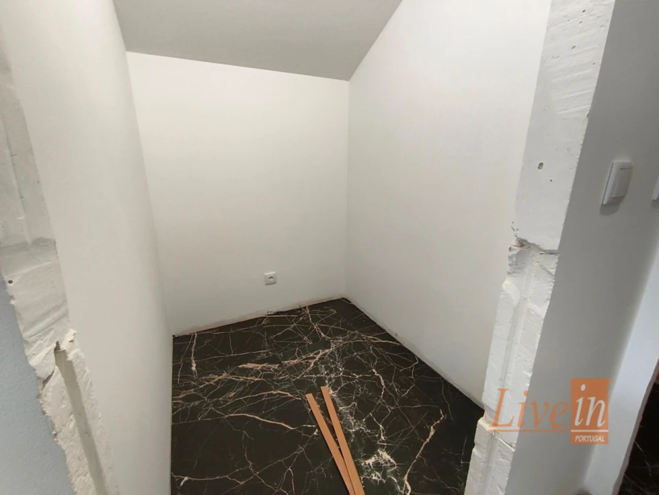 Moradia T2 para Venda em Freiria Foto 3