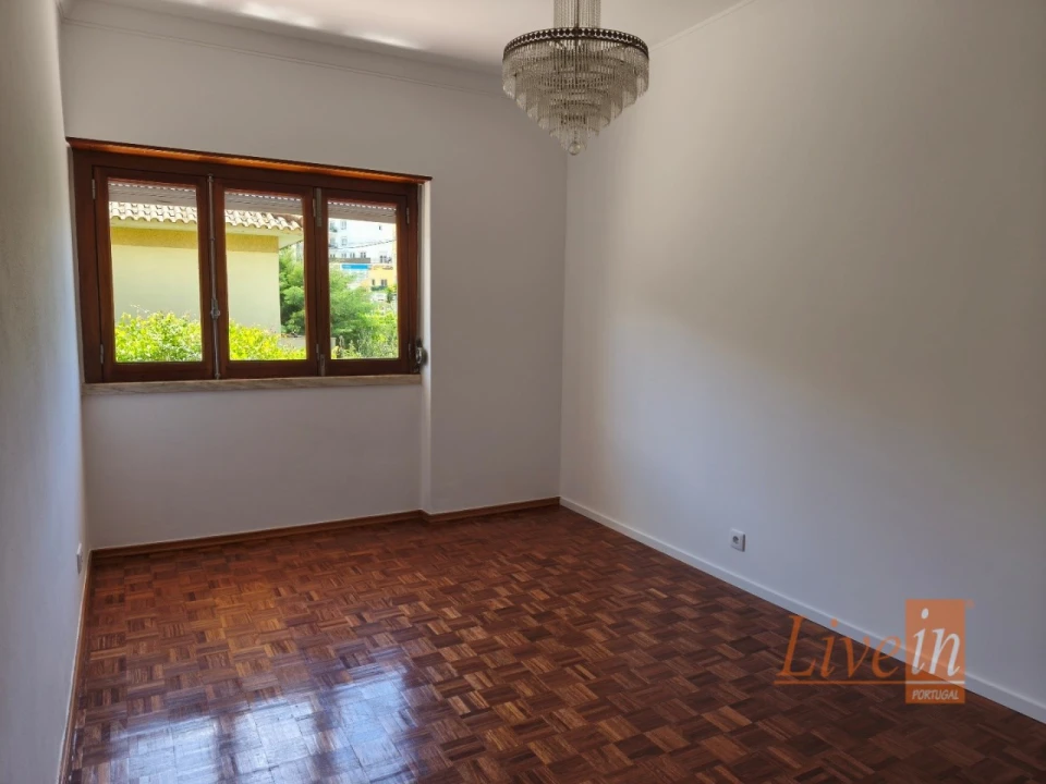 Moradia T3 para Arrendamento em Mafra Foto 11