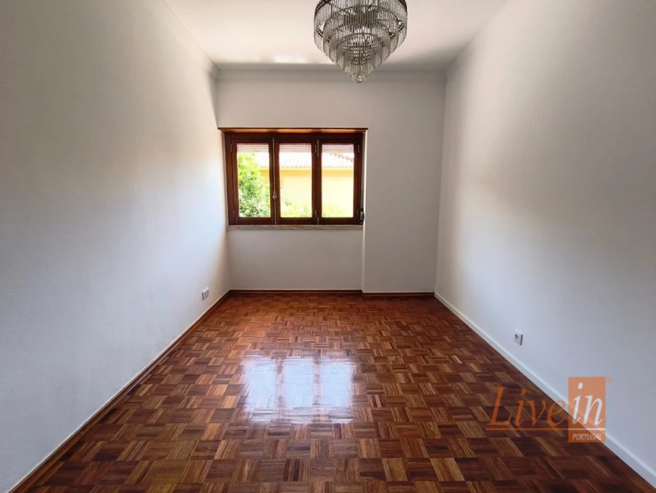 Moradia T3 para Arrendamento em Mafra Foto 12
