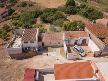 Moradia T2 para Venda em A dos Cunhados e Maceira