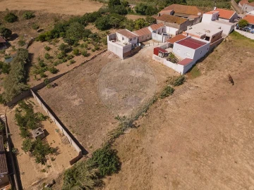 Moradia T2 para Venda em A dos Cunhados e Maceira