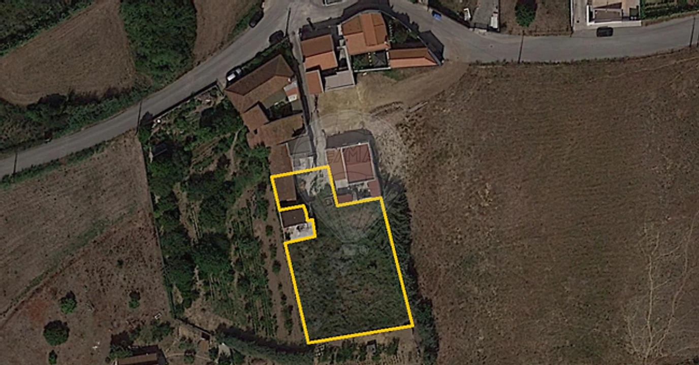 Moradia T2 para Venda em A dos Cunhados e Maceira Foto 1