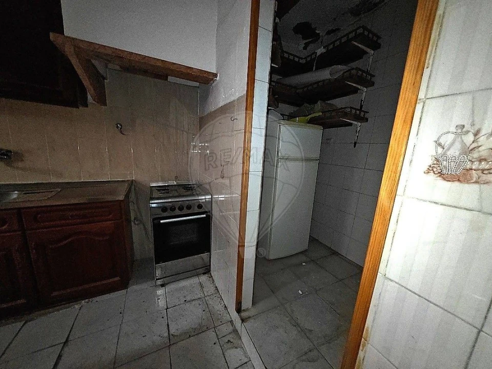 Prédio para Venda em Encosta do Sol Foto 14