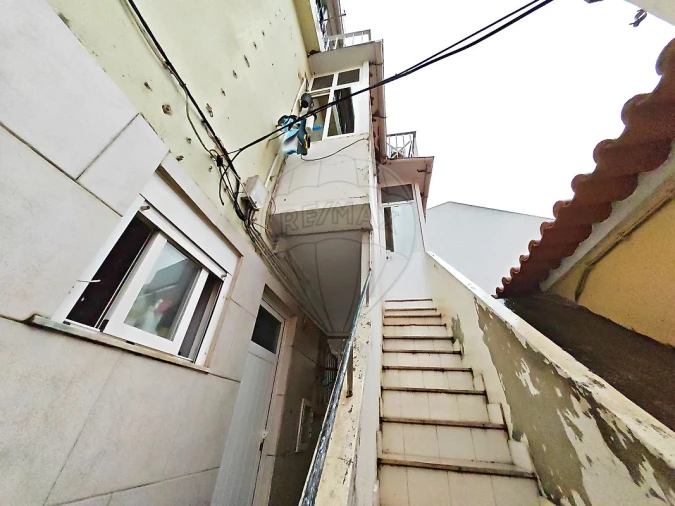 Prédio para Venda em Encosta do Sol Foto 15