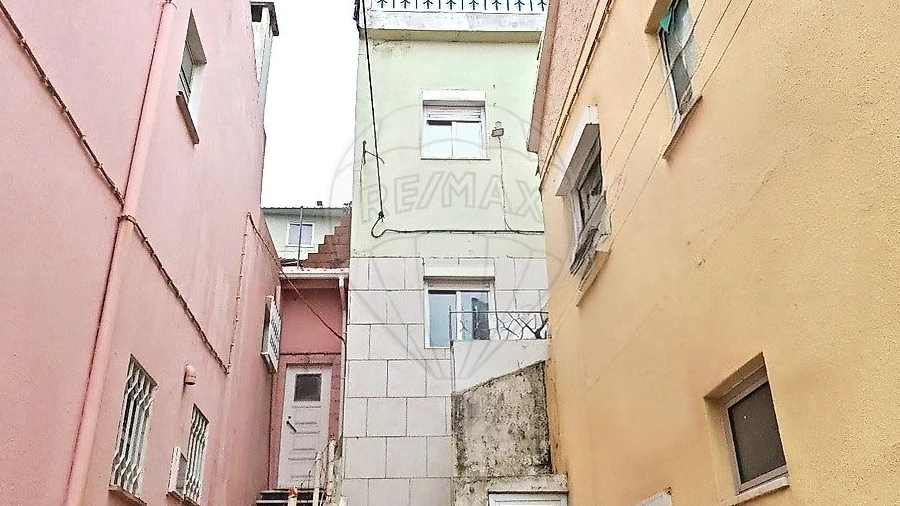 Prédio para Venda em Encosta do Sol