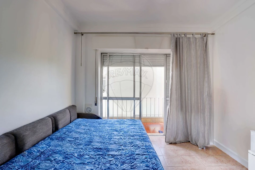 Apartamento T1 para Venda em Vila Franca de Xira Foto 19