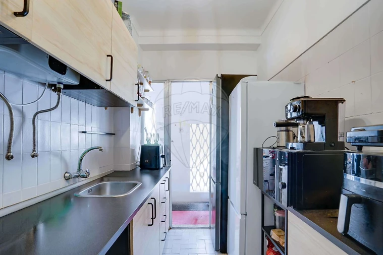 Apartamento T1 para Venda em Vila Franca de Xira Foto 5