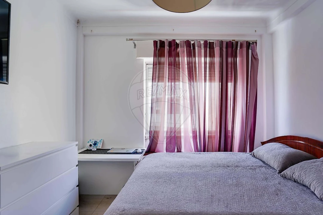 Apartamento T1 para Venda em Vila Franca de Xira Foto 22