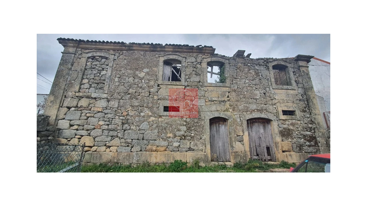 Moradia T3 para Venda em Lalim Foto 1