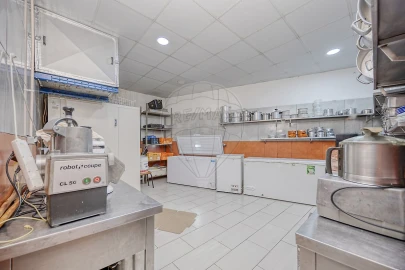 Negócio para Venda em Cedofeita, Santo Ildefonso, Sé, Miragaia, São Nicolau e Vitória
